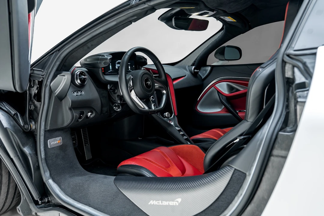 2024 McLaren 750S - Image 3 of 31