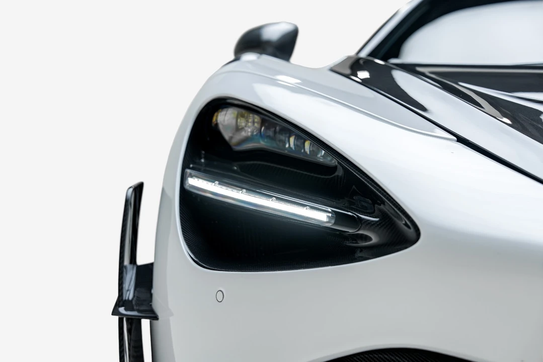 2024 McLaren 750S - Image 29 of 31