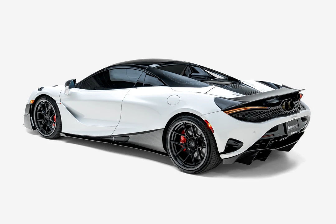 2024 McLaren 750S - Image 15 of 31