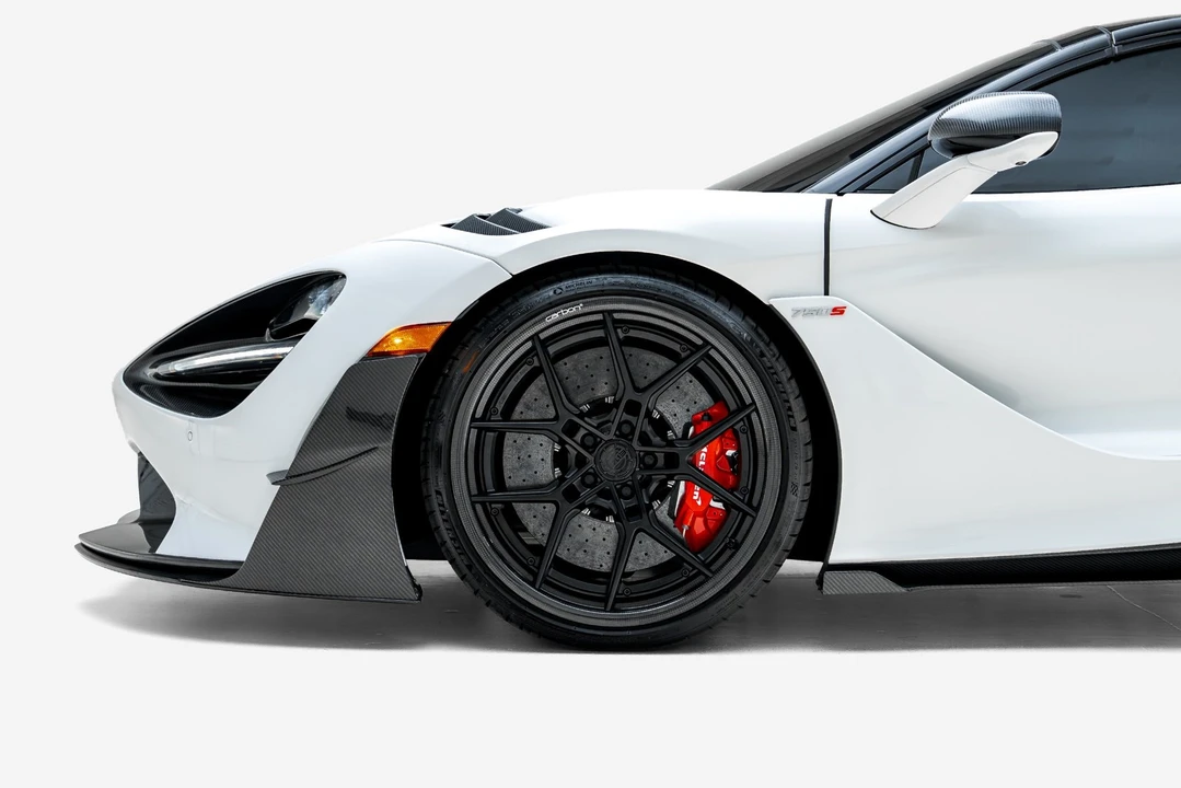 2024 McLaren 750S - Image 25 of 31