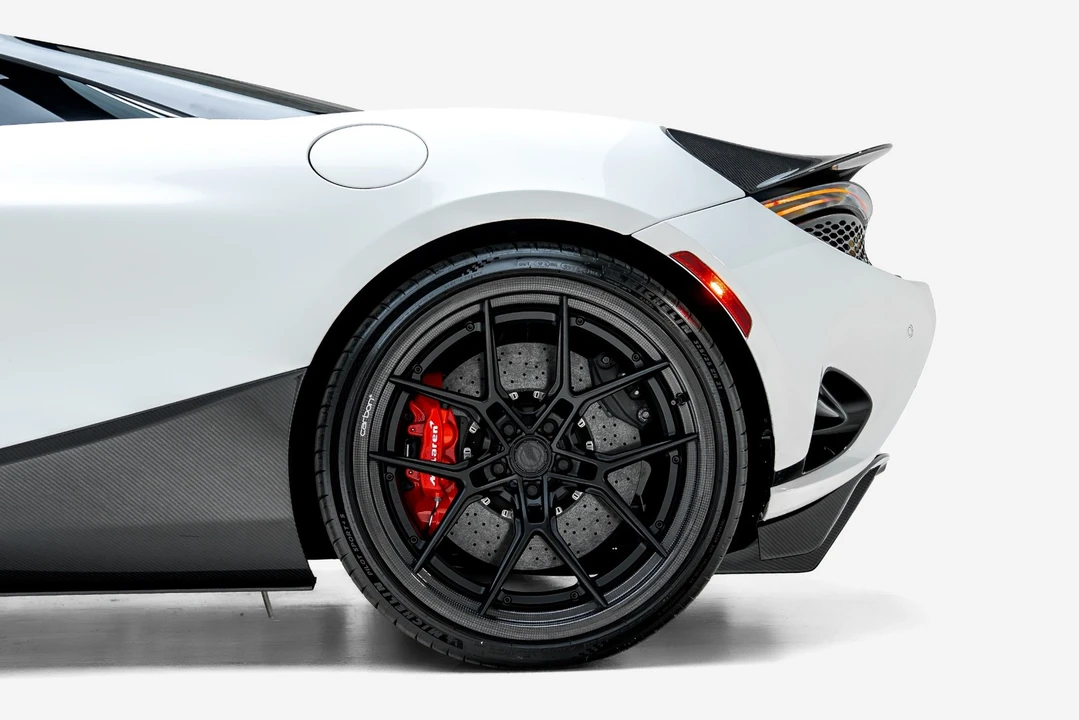 2024 McLaren 750S - Image 22 of 31