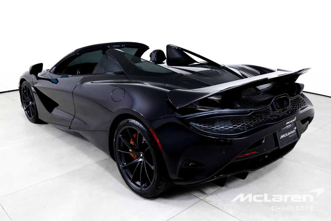 2024 McLaren 750S - Image 8 of 31
