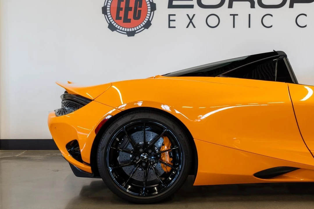 2024 McLaren 750S - Image 15 of 21