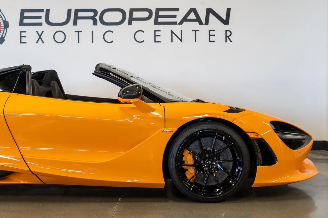 2024 McLaren 750S - Image 16 of 21
