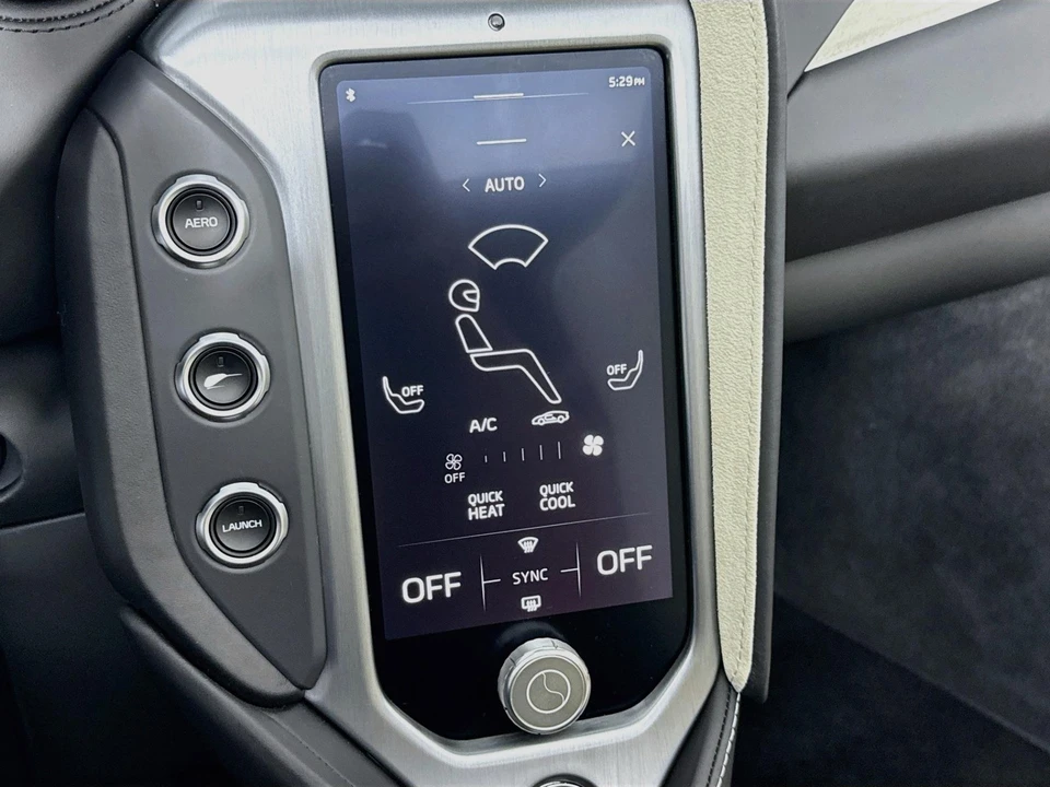 2024 McLaren 750S - Image 17 of 31