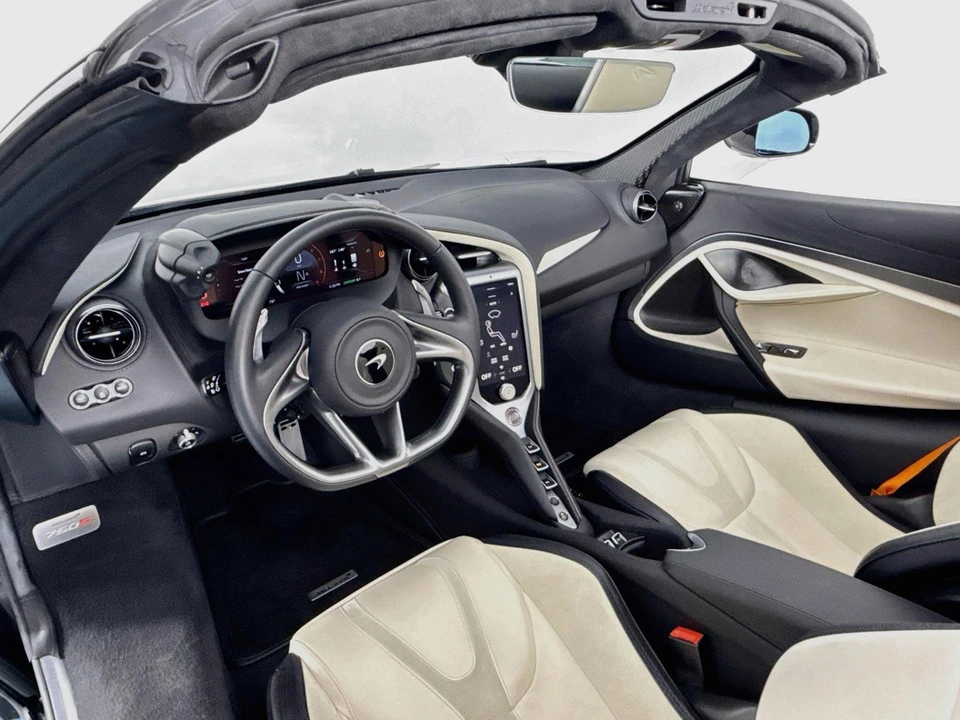 2024 McLaren 750S - Image 23 of 31