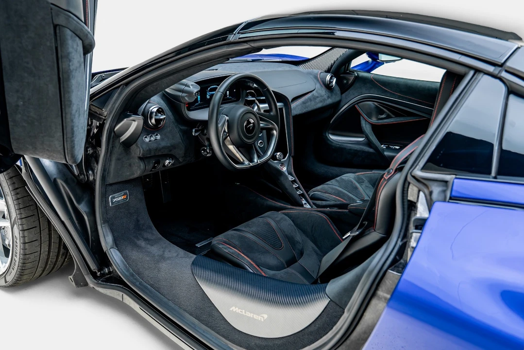 2024 McLaren 750S - Image 3 of 31