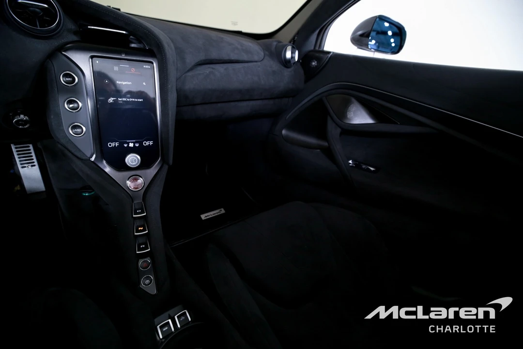 2024 McLaren 750S - Image 17 of 31