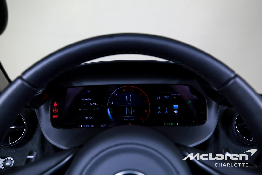 2024 McLaren 750S - Image 15 of 31