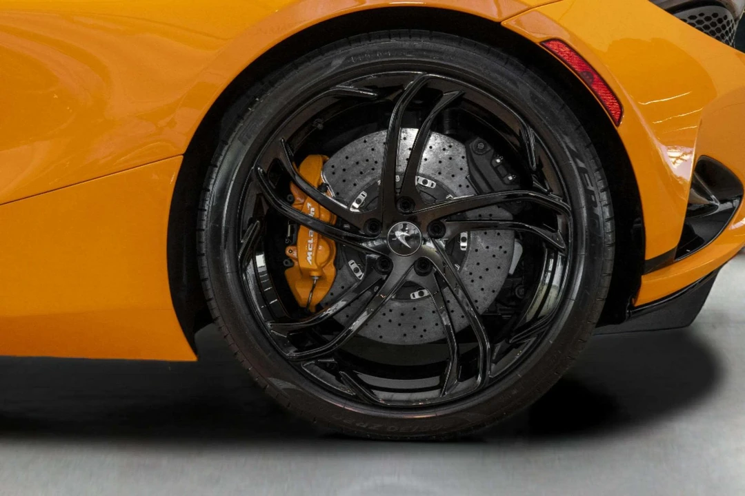 2024 McLaren 750S - Image 14 of 31