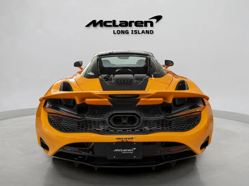 2024 McLaren 750S - Image 7 of 31