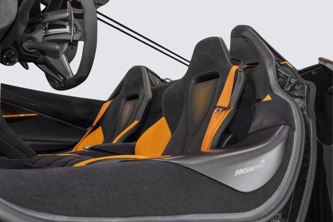 2024 McLaren 750S - Image 16 of 31