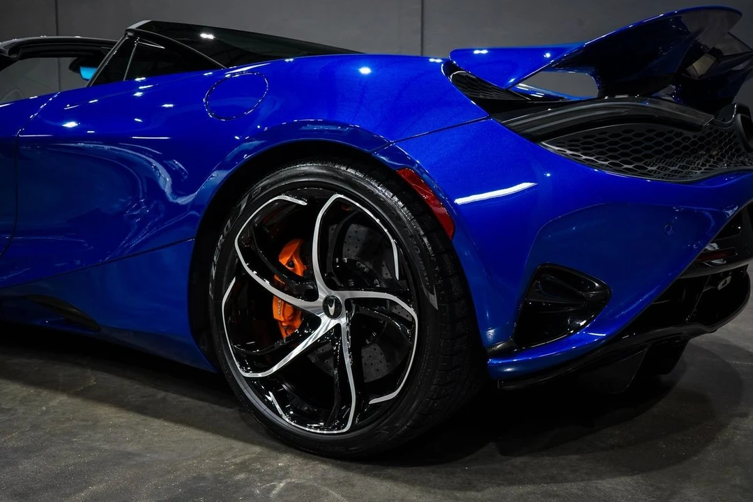 2024 McLaren 750S Spider - Image 15 of 31