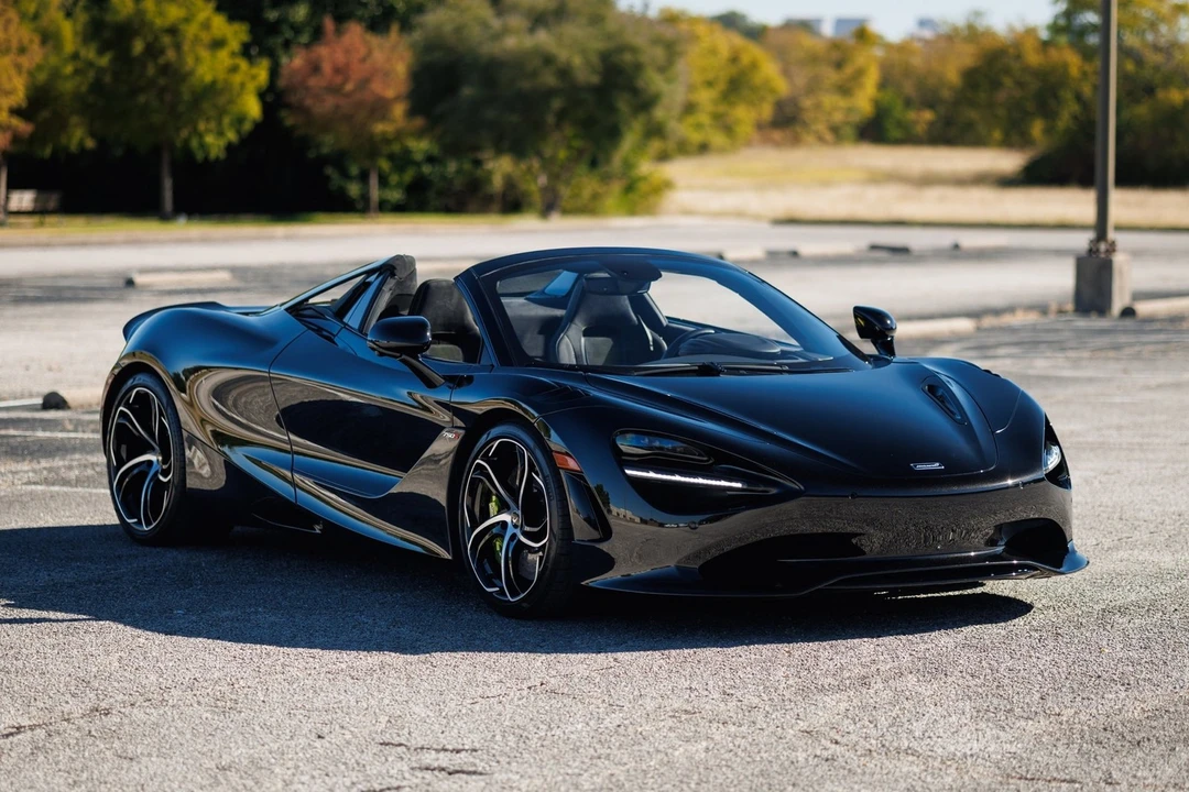 2024 McLaren 750S Spider - Image 6 of 12