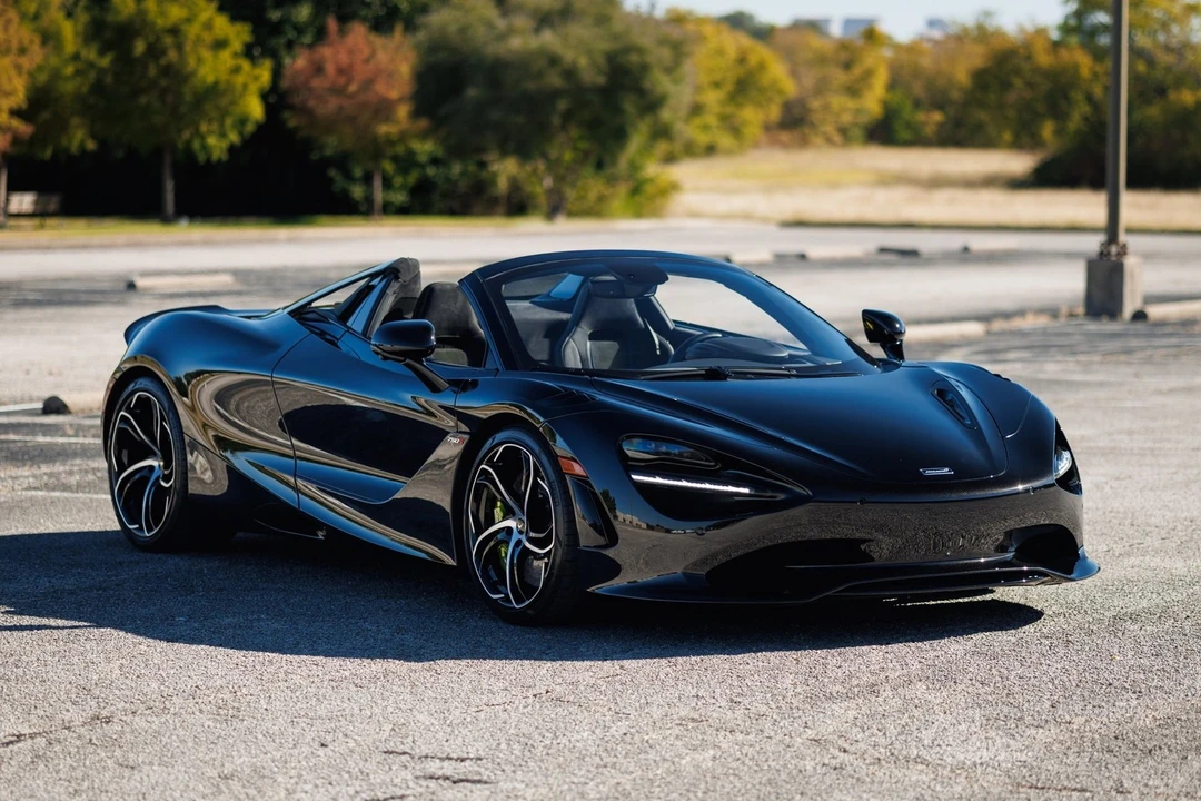 2024 McLaren 750S Spider - Image 9 of 12