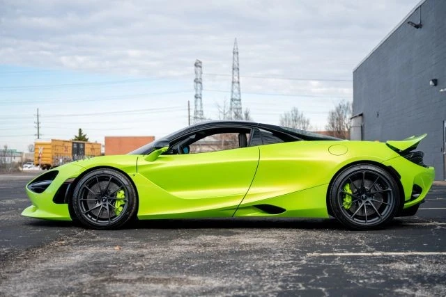 2024 McLaren 750S Spider - Image 13 of 21