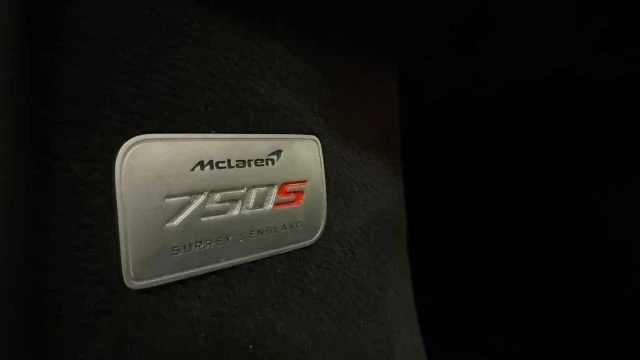 2024 McLaren 750S Spider - Image 4 of 18