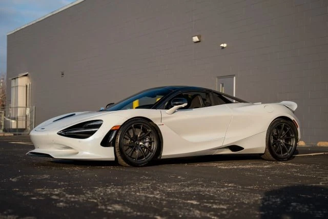 2024 McLaren 750S Spider - Image 6 of 21