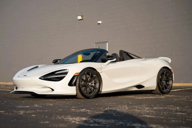 2024 McLaren 750S Spider - Image 13 of 21