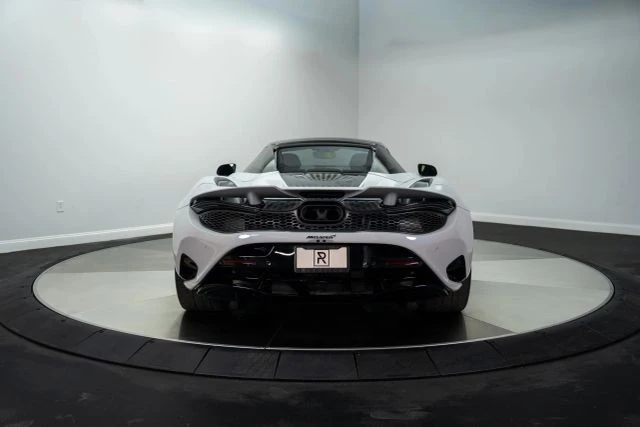 2024 McLaren 750S Spider - Image 10 of 21