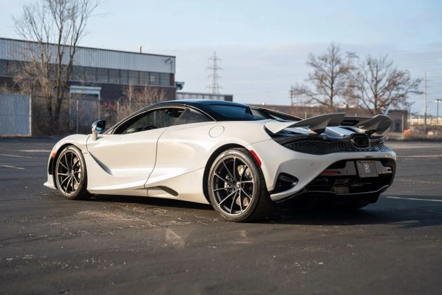 2024 McLaren 750S Spider - Image 11 of 21