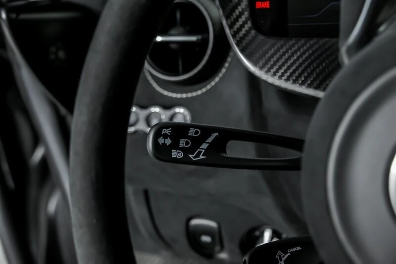 2024 McLaren 750S Spider - Image 30 of 31
