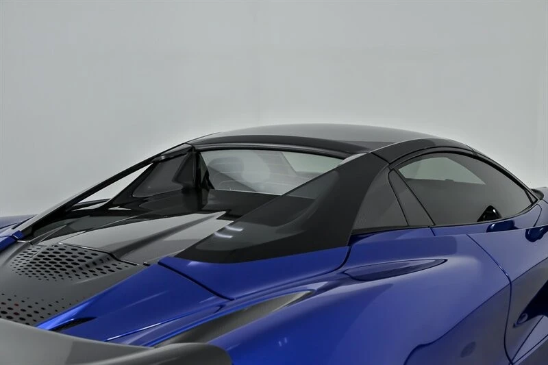 2024 McLaren 750S Spider - Image 18 of 21