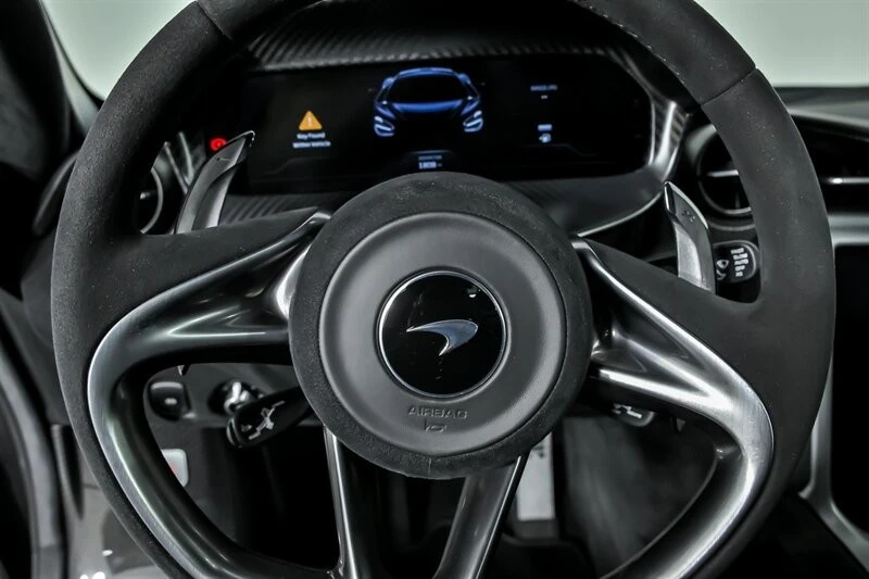 2024 McLaren 750S Spider - Image 29 of 31