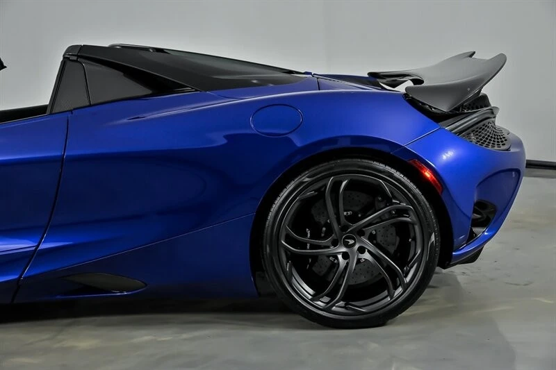 2024 McLaren 750S Spider - Image 10 of 21