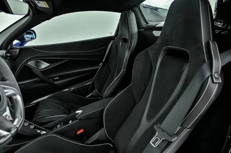 2024 McLaren 750S Spider - Image 24 of 31