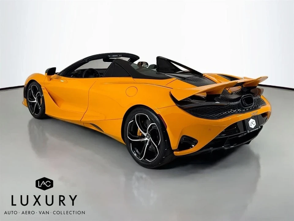 2024 McLaren 750S Spider - Image 6 of 12