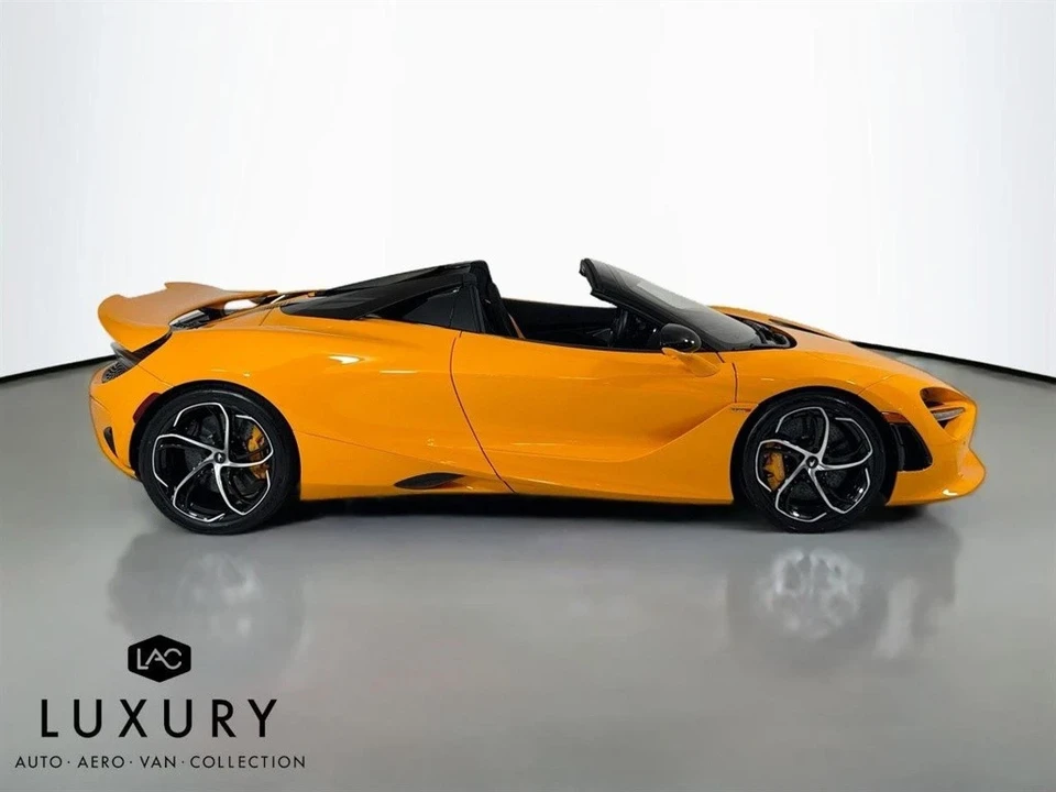 2024 McLaren 750S Spider - Image 3 of 12