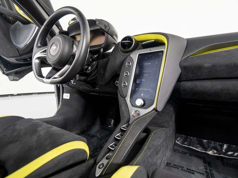 2024 McLaren 750S Spider - Image 29 of 31