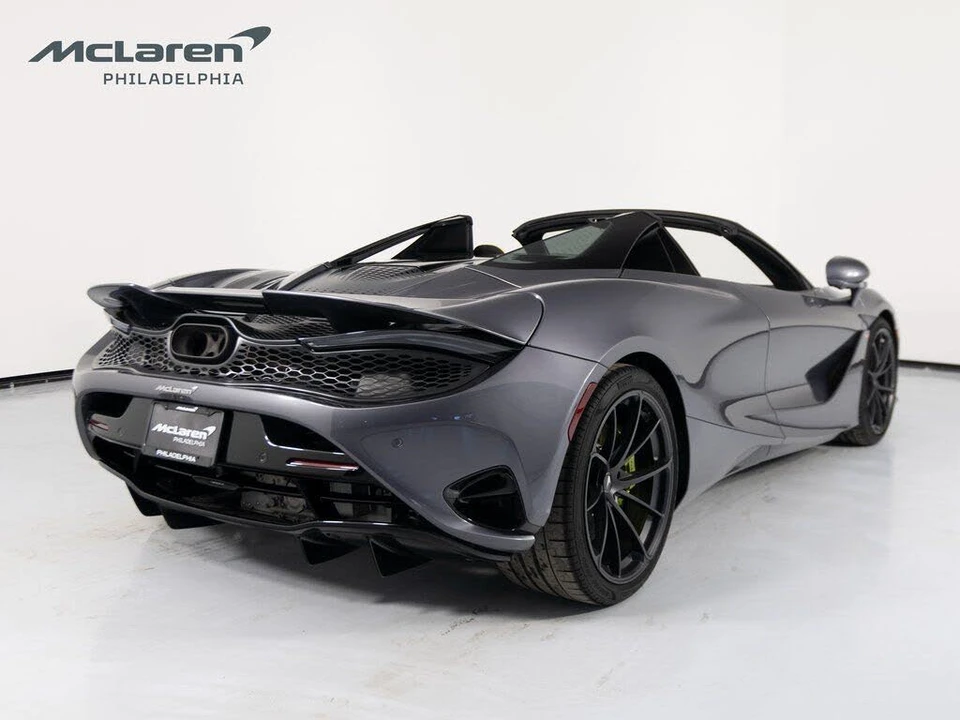 2024 McLaren 750S Spider - Image 4 of 31