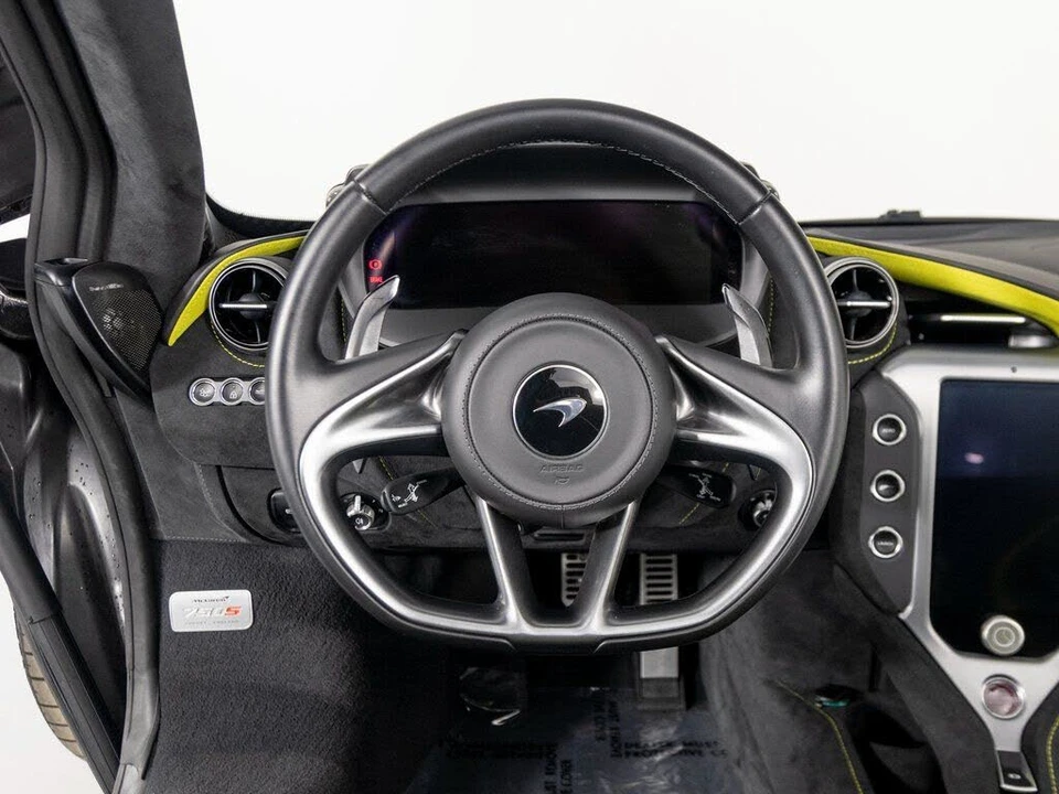 2024 McLaren 750S Spider - Image 16 of 31