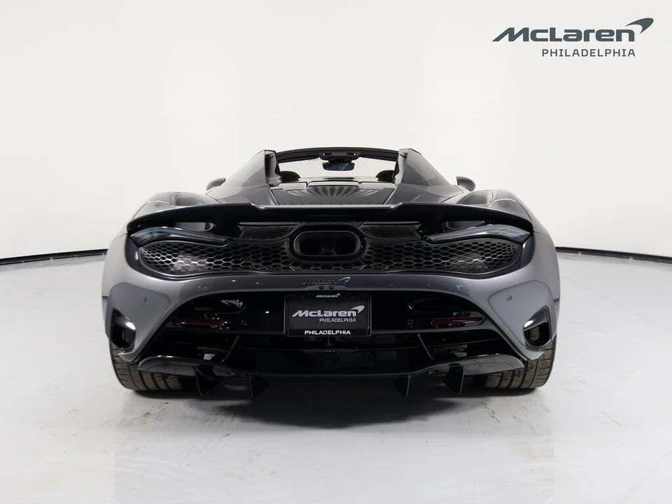 2024 McLaren 750S Spider - Image 9 of 31