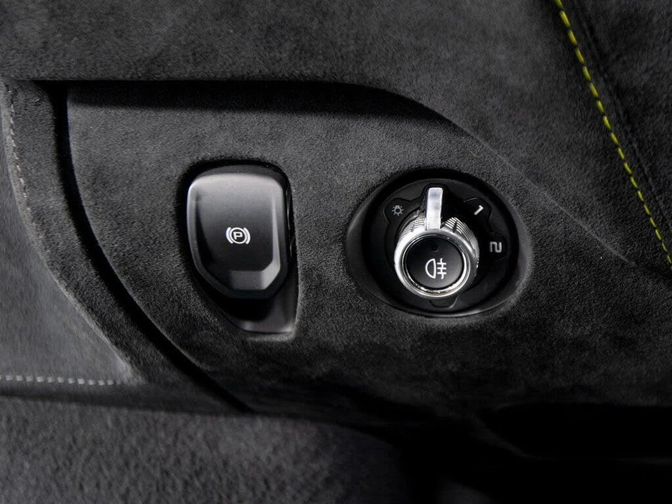 2024 McLaren 750S Spider - Image 25 of 31
