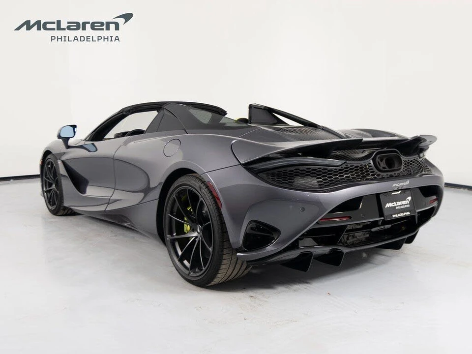 2024 McLaren 750S Spider - Image 5 of 31