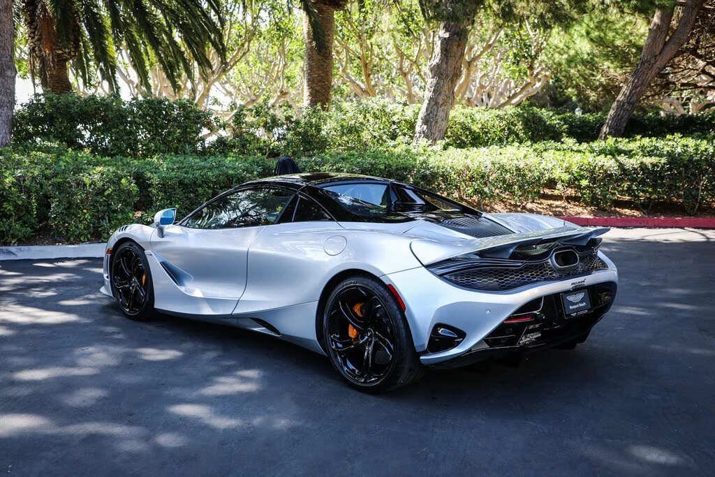 2024 McLaren 750S Spider - Image 9 of 28