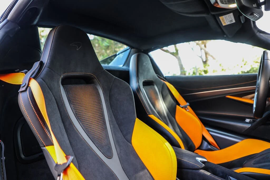 2024 McLaren 750S Spider - Image 16 of 28