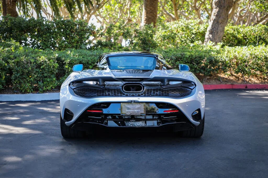 2024 McLaren 750S Spider - Image 11 of 28