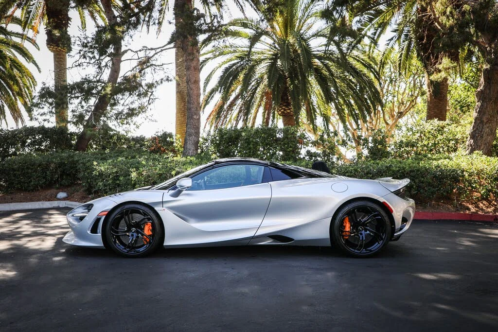 2024 McLaren 750S Spider - Image 28 of 28