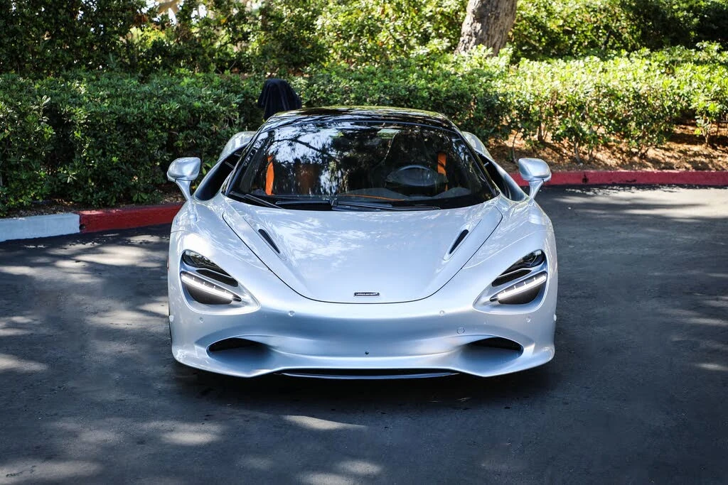 2024 McLaren 750S Spider - Image 2 of 28