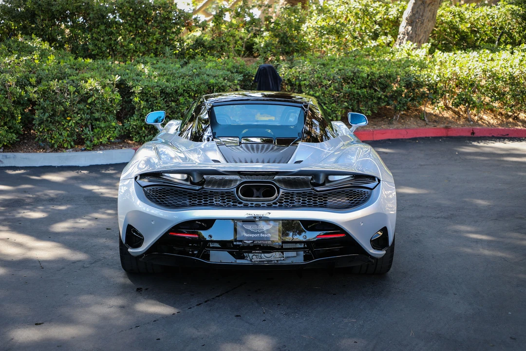 2024 McLaren 750S Spider - Image 5 of 28