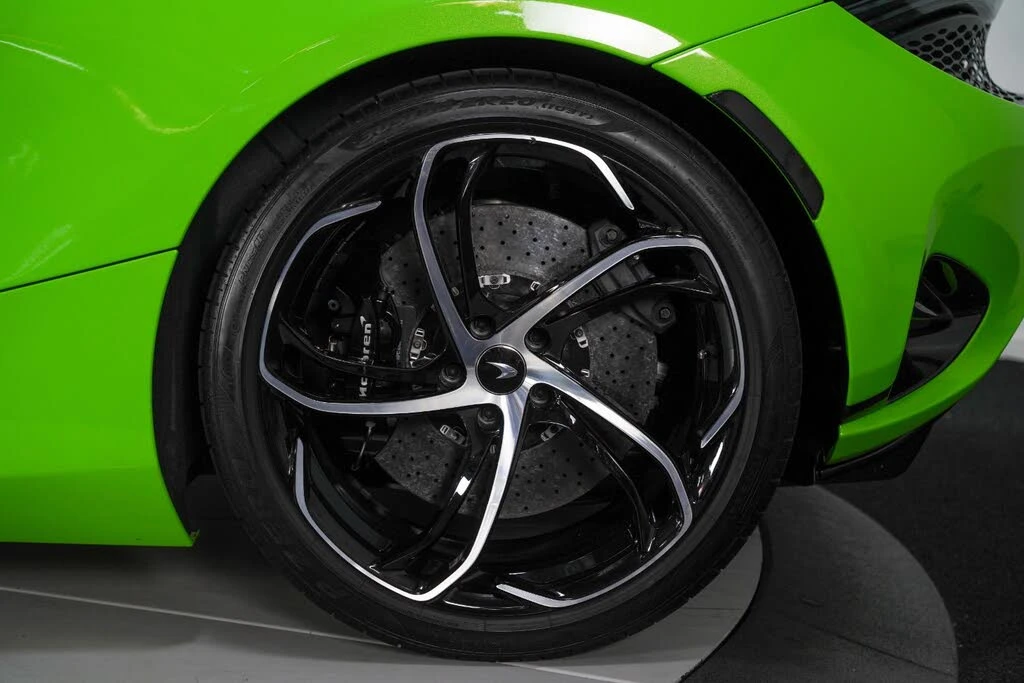 2024 McLaren 750S Spider - Image 18 of 31