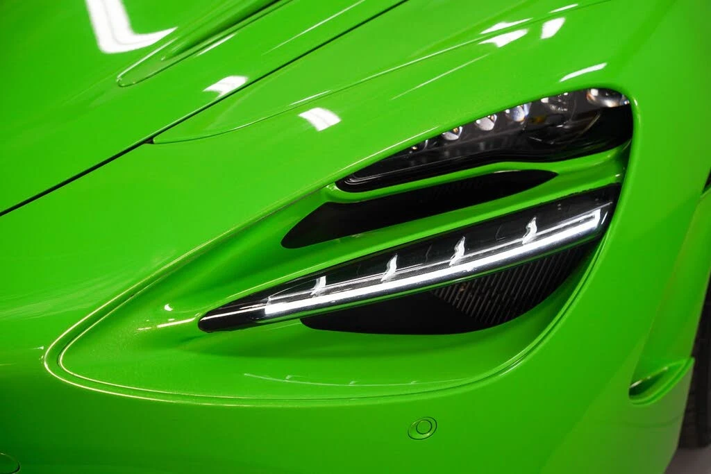 2024 McLaren 750S Spider - Image 13 of 31