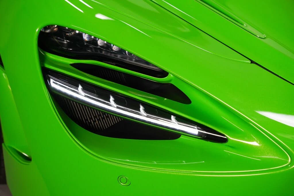 2024 McLaren 750S Spider - Image 12 of 31