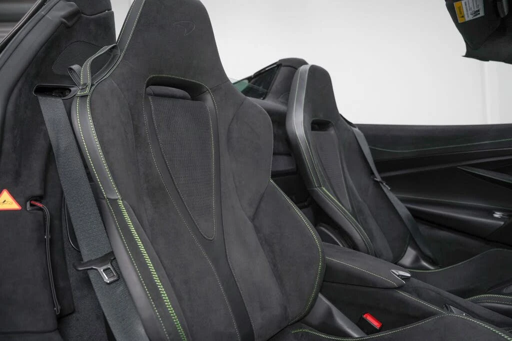 2024 McLaren 750S Spider - Image 29 of 31