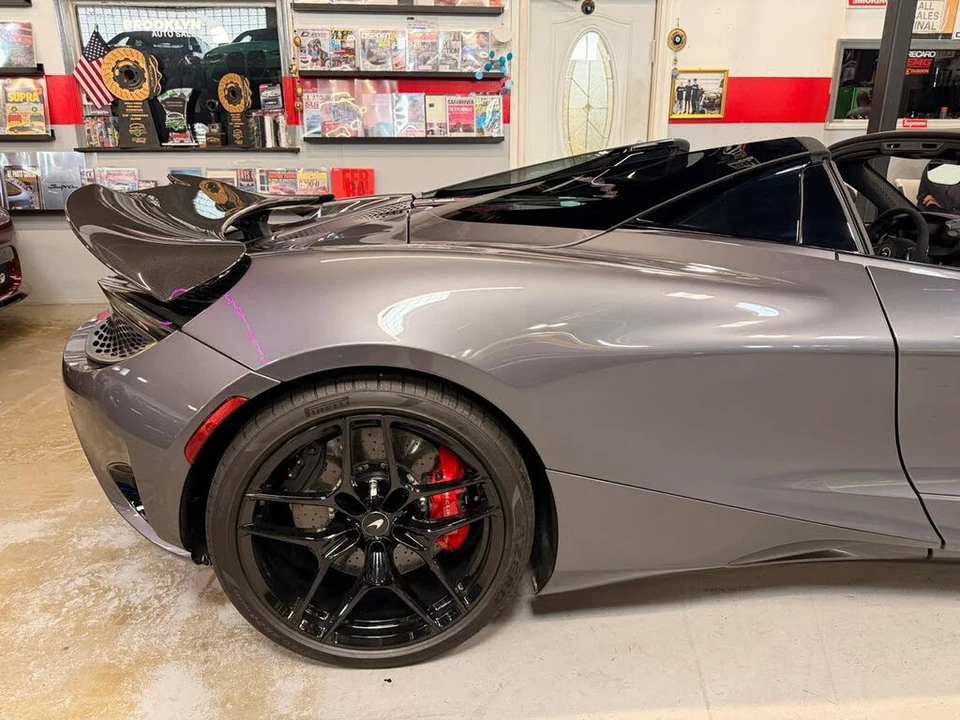 2024 McLaren 750S Spider - Image 16 of 31
