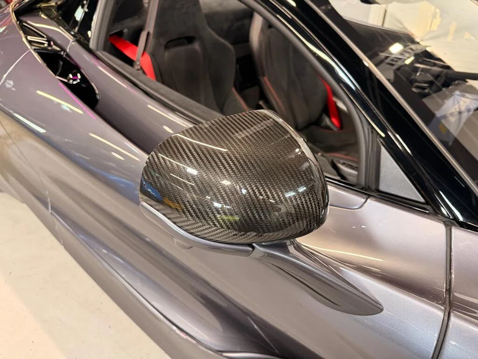 2024 McLaren 750S Spider - Image 14 of 31
